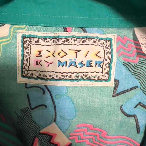 Colorful Geometric Patterned Jacket - Picture 5 of 9